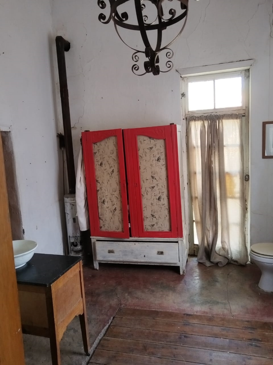 6 Bedroom Property for Sale in Smithfield Rural Free State